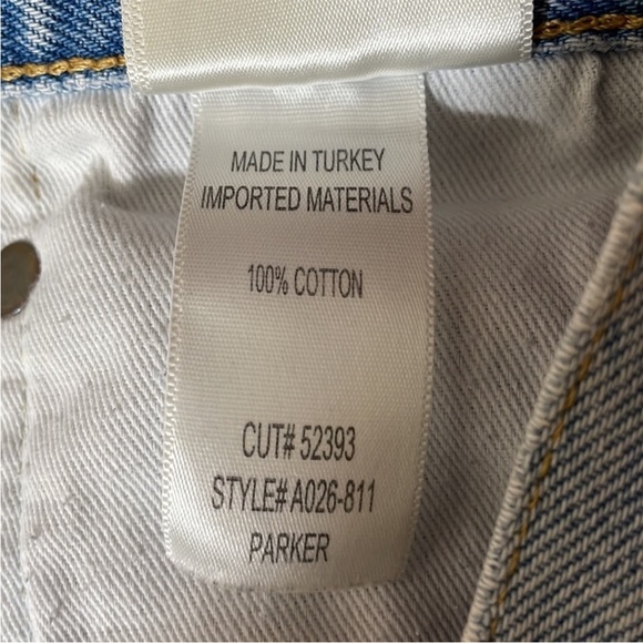 NEW! AGOLDE Parker Button Fly High Waist Distressed Denim Shorts. 31. - Picture 6 of 12